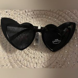 Heart shape sunnies